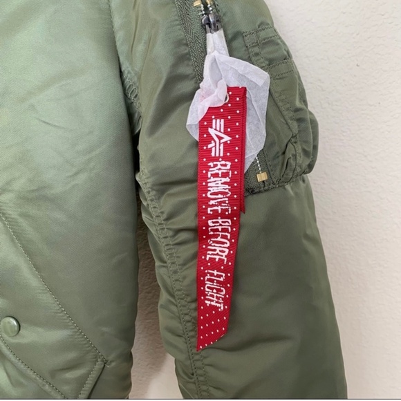 NWT Alpha Industries MA-1 Bomber Jacket W in Sage Green - Picture 5 of 11